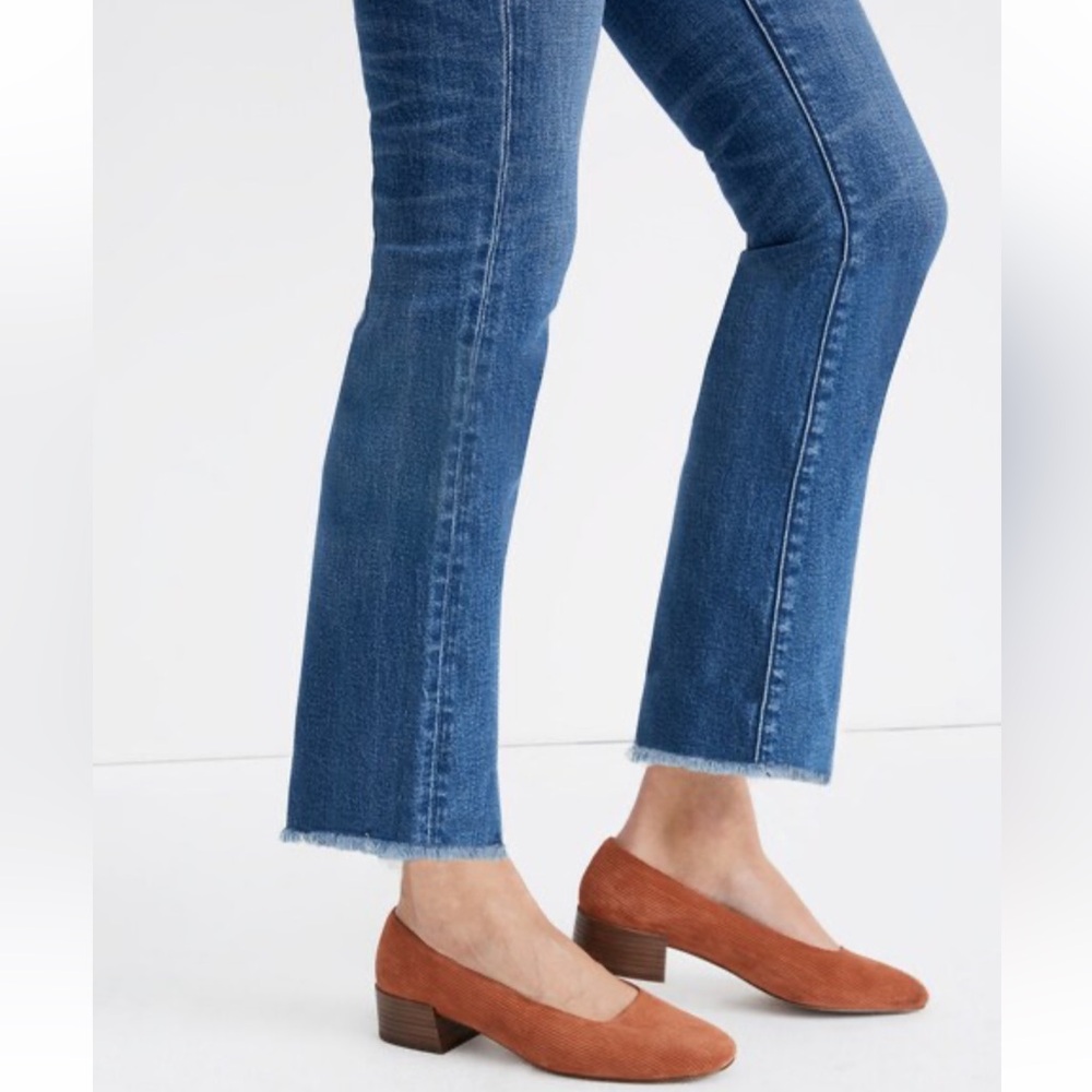 Madewell Cali Demi-Boot Jeans in Columbus Wash: Comfort Stretch Edition - Picture 11 of 13